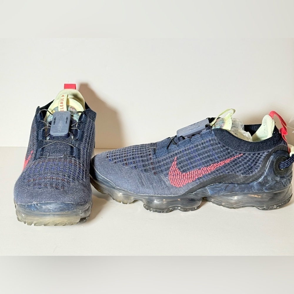 NIB NIKE AIR VAPORMAX 2020 FK OBSIDIAN/\RED CW1765 400 US MEN SZ 9